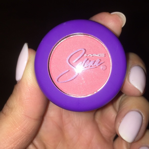 Selena by MAC eye shadow Fotos y Recuerdos - Picture 1 of 5